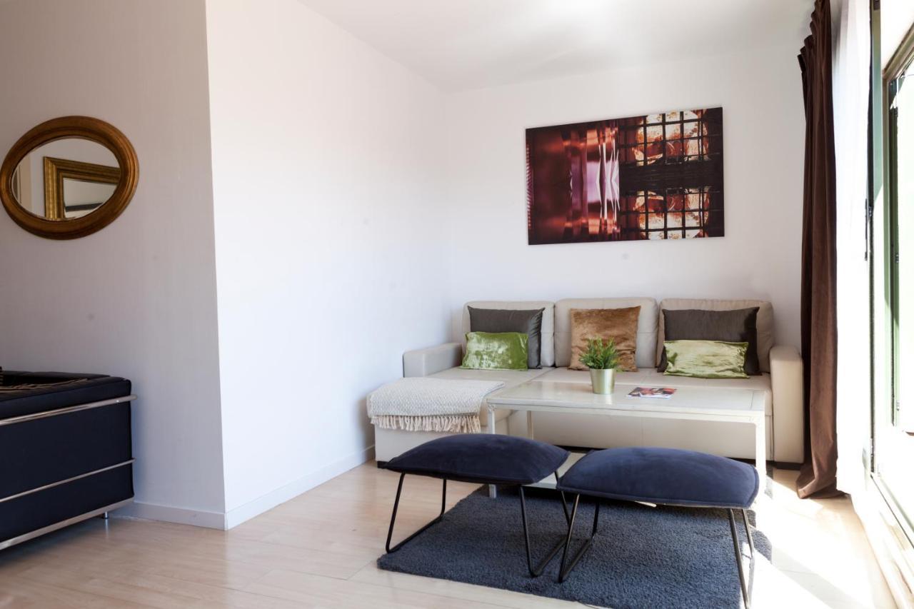Plaza Catalunya City Center Apartments บาร์เซโลนา ภายนอก รูปภาพ