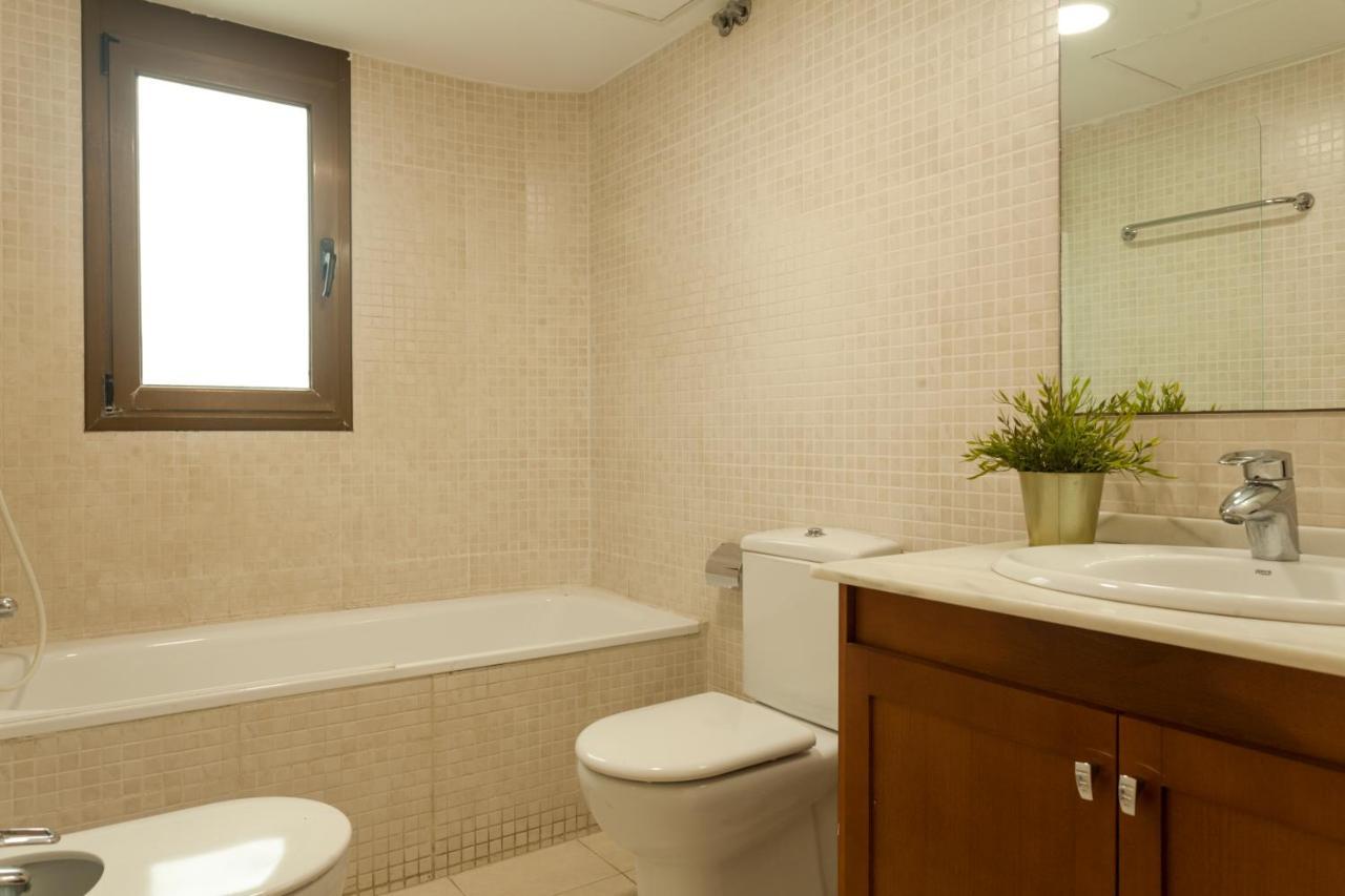 Plaza Catalunya City Center Apartments บาร์เซโลนา ภายนอก รูปภาพ