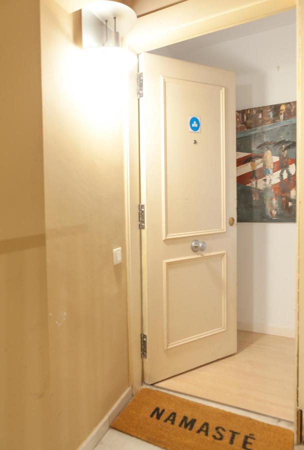 Plaza Catalunya City Center Apartments บาร์เซโลนา ภายนอก รูปภาพ